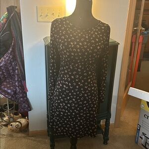 Kaileigh Black and Tan Long Sleeve Dress